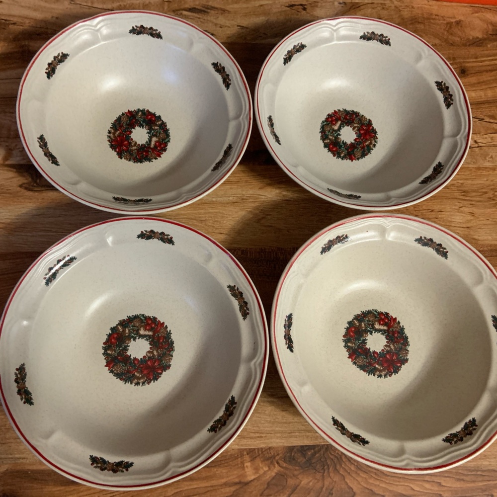 Vintage Newcor Stoneware 6110 Mother Earth Christmas - Salad Bowls (4)